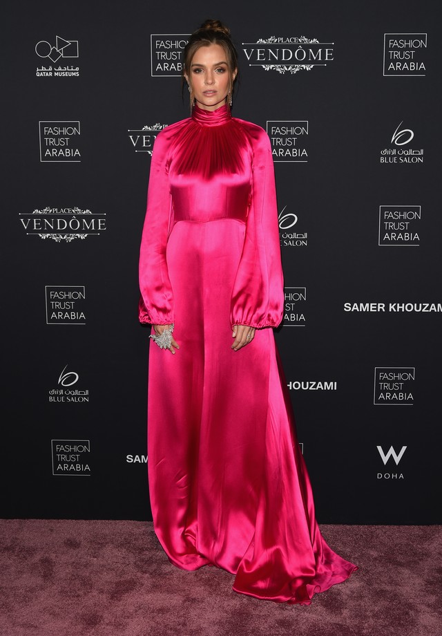 Josephine Skriver no Prêmio Fashion Trust Arabia (Foto: Getty Images)